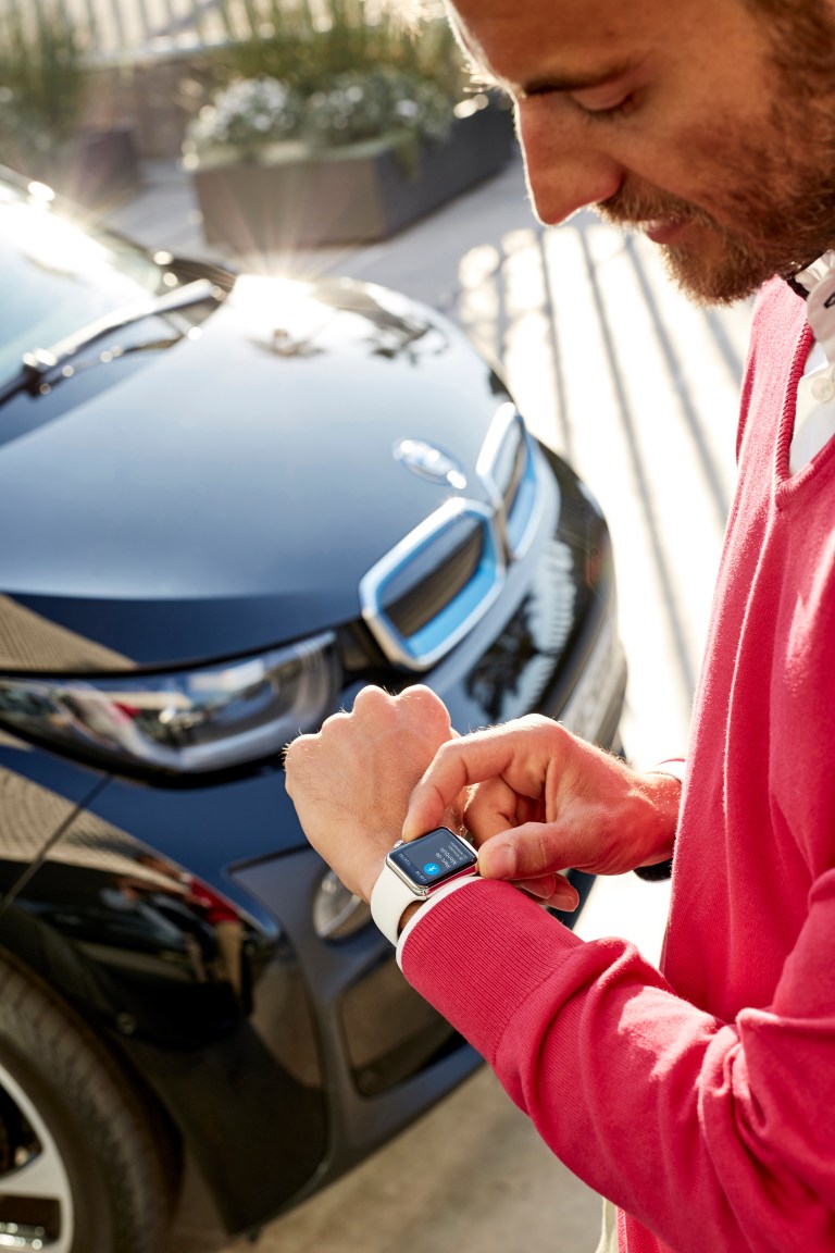 p90228154_highres_bmw-connected-07-201