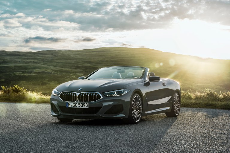 P90327648_highRes_the-new-bmw-8-series